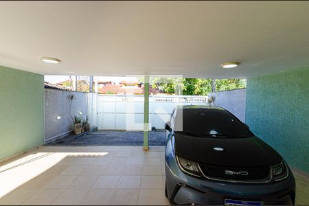 Sala vista de casa à venda com 3 quartos, 174m² em Serra Grande, Niterói