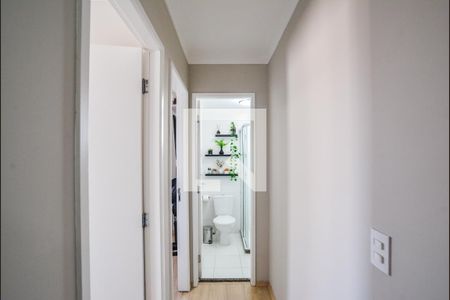 Corredor de apartamento à venda com 2 quartos, 44m² em Jardim Utinga, Santo André