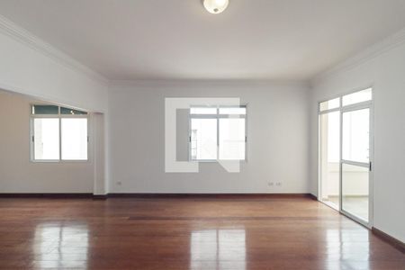 Apartamento para alugar com 206m², 3 quartos e 1 vagaSala