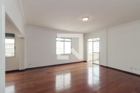 Apartamento para alugar com 206m², 3 quartos e 1 vagaSala