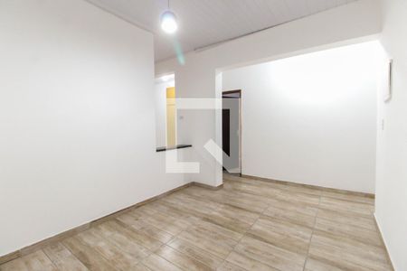 Sala de casa para alugar com 3 quartos, 140m² em Vila Curuçá Velha, São Paulo