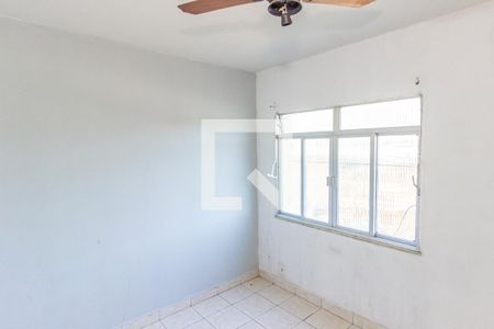 Quarto 1 de apartamento para alugar com 2 quartos, 55m² em Marechal Hermes, Rio de Janeiro