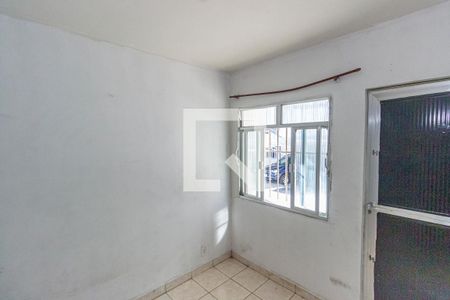 Sala de apartamento para alugar com 2 quartos, 55m² em Marechal Hermes, Rio de Janeiro