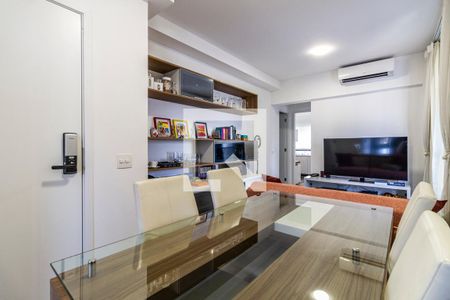 Sala de apartamento à venda com 2 quartos, 60m² em Pinheiros, São Paulo