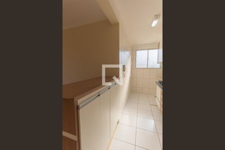 Cozinha de apartamento à venda com 2 quartos, 45m² em Vila Carminha, Campinas