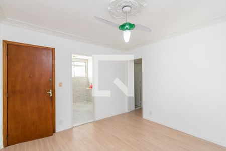 Sala de apartamento à venda com 2 quartos, 48m² em Olaria, Rio de Janeiro