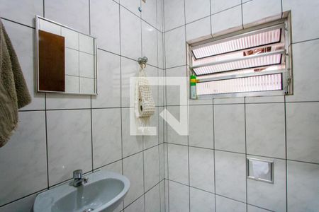 Casa à venda com 185m², 2 quartos e 2 vagas Casa à venda com 185m², 2 quartos e 2 vagasBanheiro de serviço
