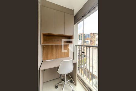 Varanda de kitnet/studio para alugar com 1 quarto, 25m² em Consolação, São Paulo