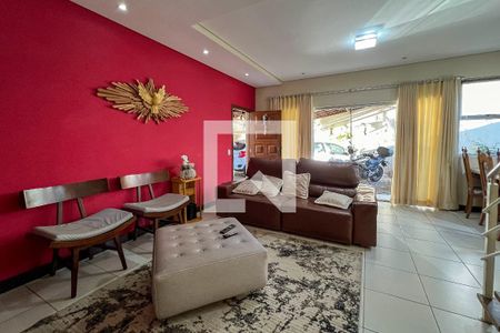 Sala de casa à venda com 5 quartos, 380m² em Santa Efigênia, Belo Horizonte