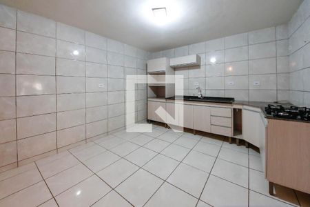 Sala/Cozinha de casa para alugar com 2 quartos, 80m² em Parque dos Bancarios, São Paulo