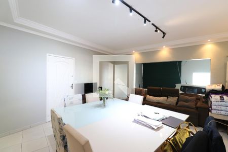 Sala de casa à venda com 3 quartos, 110m² em Vila Romana, São Paulo