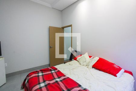 Quarto 1 de casa para alugar com 3 quartos, 217m² em Jardim Inconfidência, Uberlândia