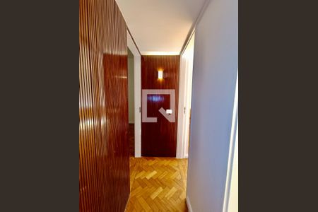 Corredor de apartamento à venda com 4 quartos, 150m² em Copacabana, Rio de Janeiro