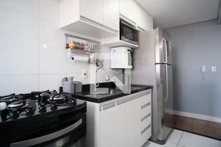 Cozinha  de apartamento à venda com 2 quartos, 64m² em Jardim Matarazzo, São Paulo