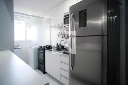 Cozinha  de apartamento à venda com 2 quartos, 64m² em Jardim Matarazzo, São Paulo