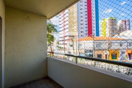 Varanda da sala de apartamento à venda com 2 quartos, 73m² em Vila Assunção, Santo André