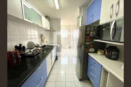Apartamento à venda com 68m², 2 quartos e 1 vaga Apartamento à venda com 68m², 2 quartos e 1 vagaCozinha