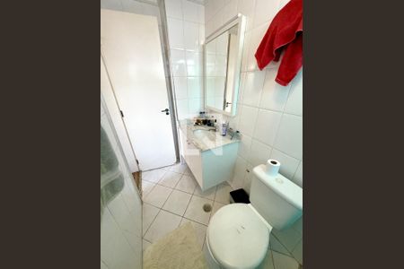 Apartamento à venda com 68m², 2 quartos e 1 vaga Apartamento à venda com 68m², 2 quartos e 1 vagaBanheiro da Suíte