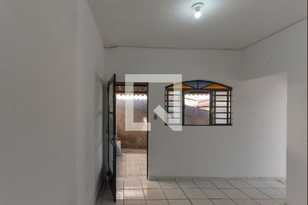 Sala de casa para alugar com 2 quartos, 70m² em Jardim São Fernando, Campinas