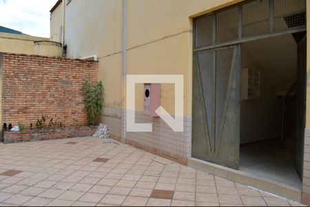 Entrada de casa à venda com 3 quartos, 120m² em Alvorada, Contagem