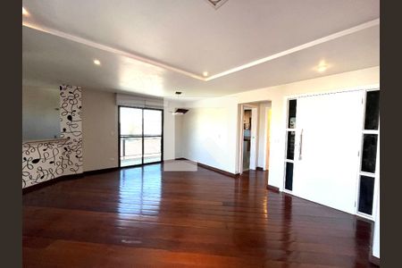 Sala de apartamento à venda com 3 quartos, 145m² em Mirandópolis, São Paulo