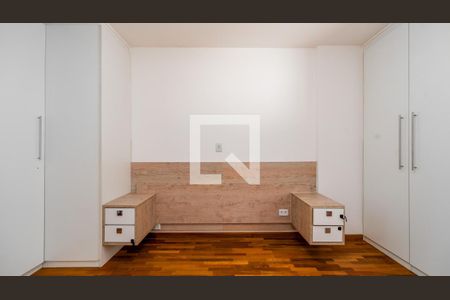 Apartamento à venda com 2 quartos, 75m² em Vila Uberabinha, São Paulo