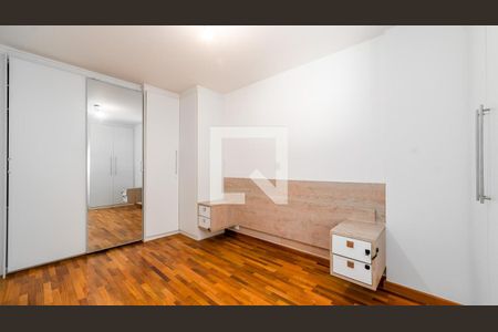 Apartamento à venda com 2 quartos, 75m² em Vila Uberabinha, São Paulo