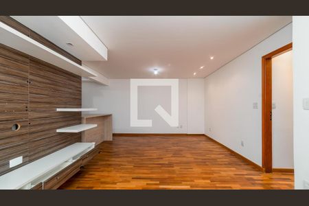 Apartamento à venda com 2 quartos, 75m² em Vila Uberabinha, São Paulo