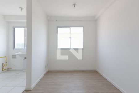 Sala de apartamento para alugar com 2 quartos, 45m² em Gleba do Pêssego, São Paulo