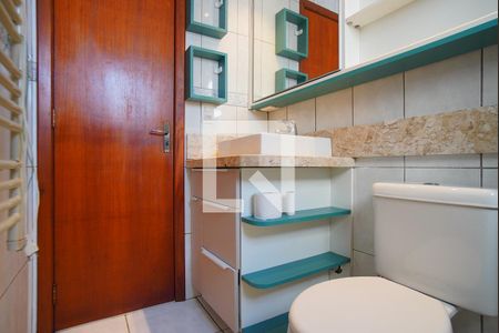 Banheiro da Suíte de apartamento para alugar com 2 quartos, 69m² em Petrópolis, Porto Alegre