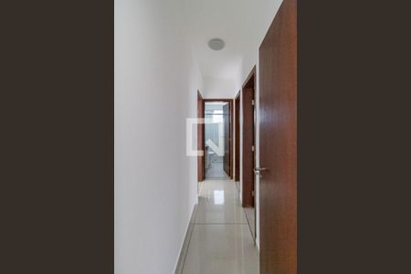 Corredor de apartamento para alugar com 3 quartos, 150m² em Dona Clara, Belo Horizonte