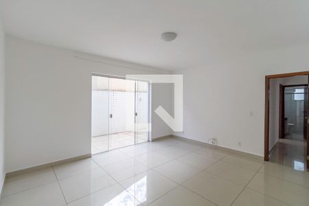 Sala de apartamento para alugar com 3 quartos, 150m² em Dona Clara, Belo Horizonte