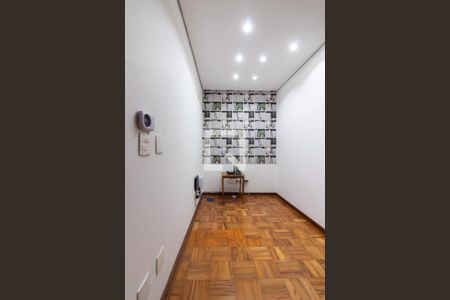 Hall de casa para alugar com 3 quartos, 414m² em Granja Viana, Cotia