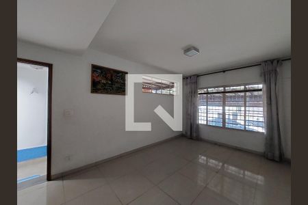 Sala de casa à venda com 3 quartos, 140m² em Vila Arriete, São Paulo