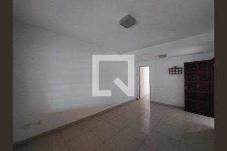 Sala de casa para alugar com 3 quartos, 140m² em Vila Arriete, São Paulo