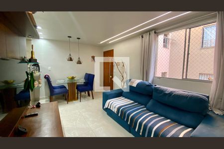 Apartamento à venda com 75m², 3 quartos e 1 vagaSala