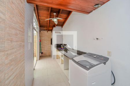 Casa de condomínio à venda com 74m², 2 quartos e 1 vaga Casa de condomínio à venda com 74m², 2 quartos e 1 vagaÁrea de Serviço