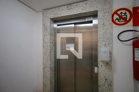 Elevador de apartamento à venda com 3 quartos, 106m² em Fernão Dias, Belo Horizonte