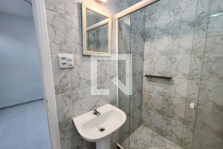 Banheiro de apartamento para alugar com 1 quarto, 35m² em Laranjeiras, Rio de Janeiro