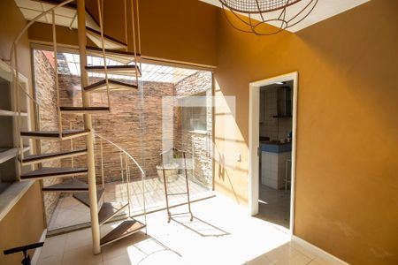 Hall de casa de condomínio à venda com 3 quartos, 300m² em Gardênia Azul, Rio de Janeiro