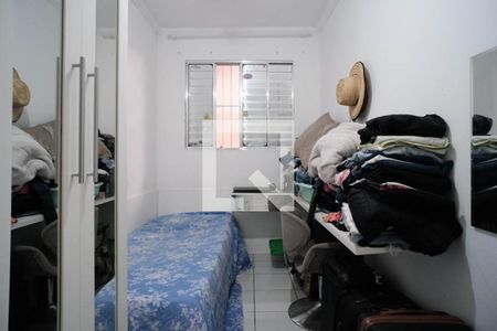 Quarto 2 de casa para alugar com 2 quartos, 140m² em Jardim Danfer, São Paulo