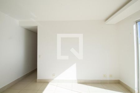 Sala de apartamento à venda com 2 quartos, 80m² em Santa Efigênia, Belo Horizonte