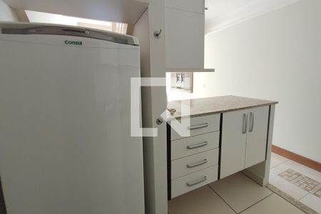 Cozinha de apartamento à venda com 1 quarto, 70m² em Cambuí, Campinas