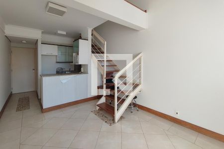 Sala de apartamento à venda com 1 quarto, 70m² em Cambuí, Campinas