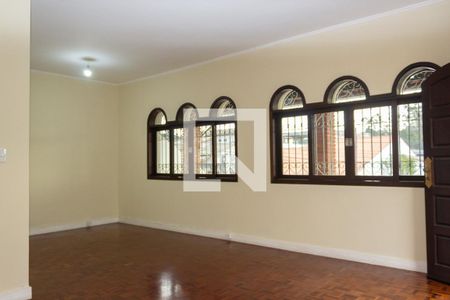 Sala de casa para alugar com 3 quartos, 200m² em Santa Luzia, Ribeirão Pires