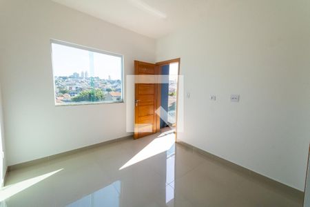 Sala de casa de condomínio para alugar com 2 quartos, 60m² em Vila California, São Paulo