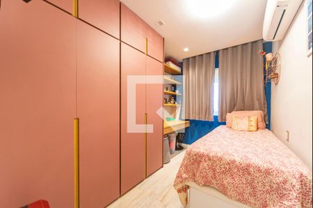 Apartamento à venda com 104m², 3 quartos e 2 vagas Apartamento à venda com 104m², 3 quartos e 2 vagasQuarto 2