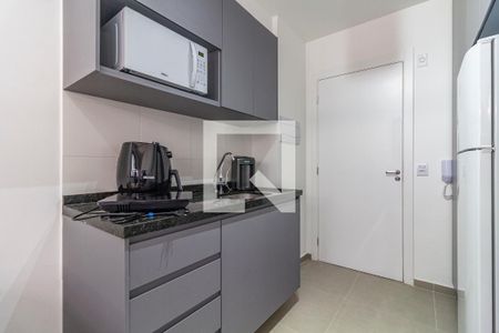 Sala/Cozinha de apartamento à venda com 1 quarto, 24m² em Pinheiros, São Paulo