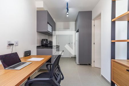 Sala/Cozinha de apartamento à venda com 1 quarto, 24m² em Pinheiros, São Paulo