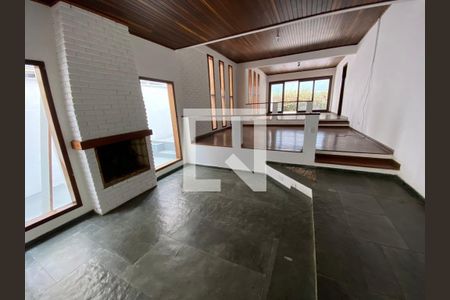 Casa à venda com 4 quartos, 230m² em Alphaville, Santana de Parnaíba